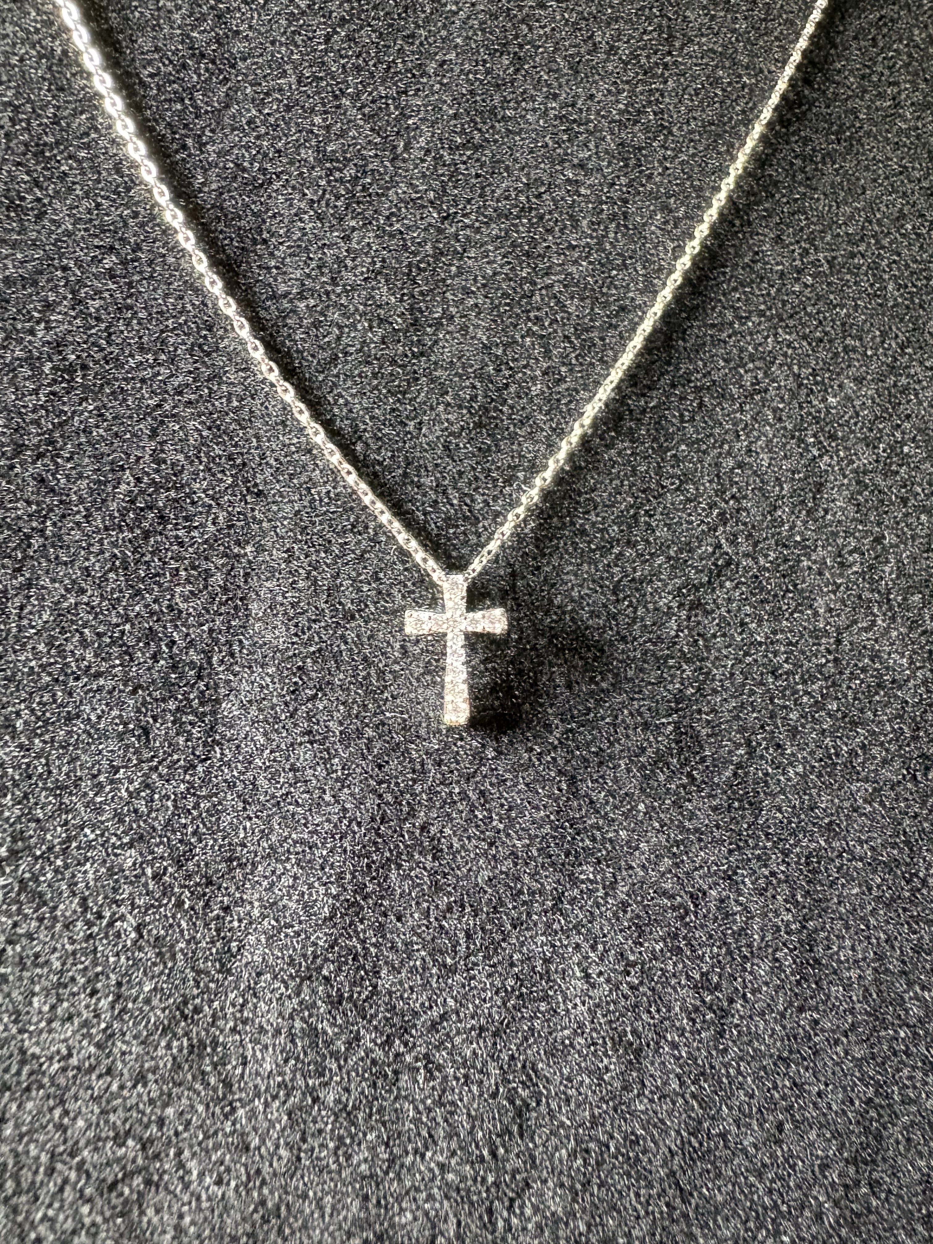“Cross Necklace” Moissanite S925