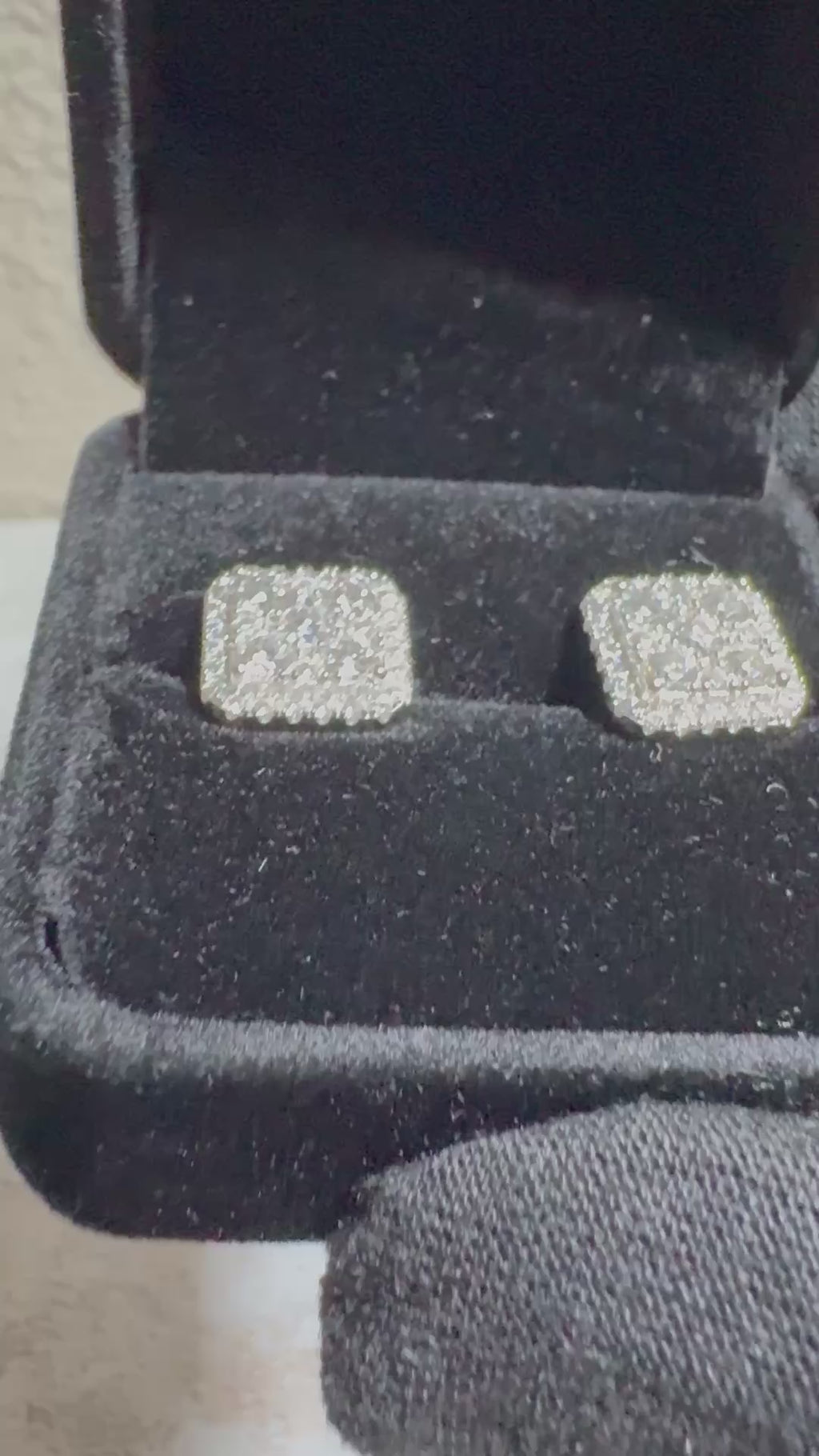“Square Cluster Earrings” Moissanite S925